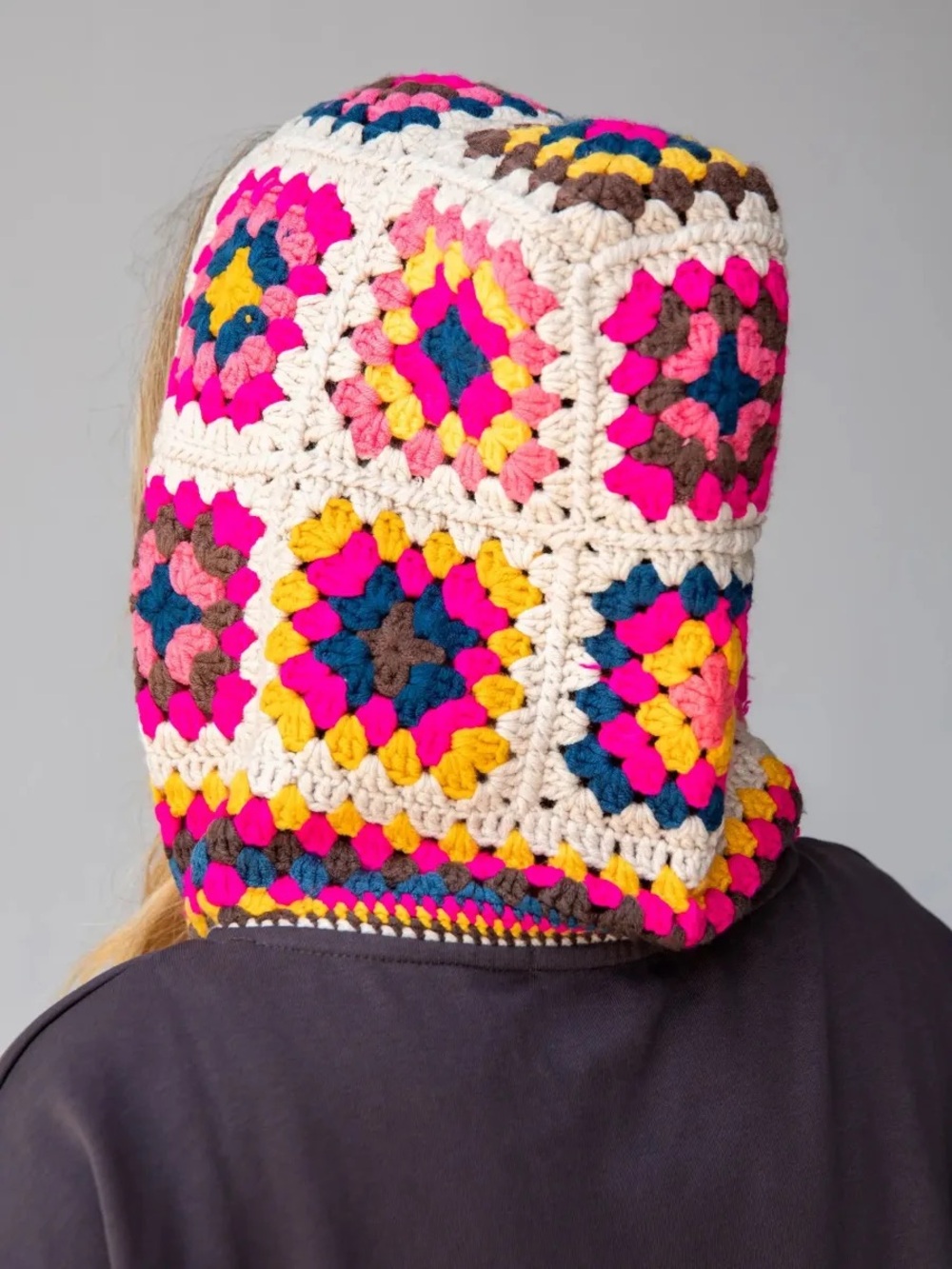 NATURAL LIFE Dark Gray Sweatshirt with Multicolor Crochet Hood - Picture 6 of 14
